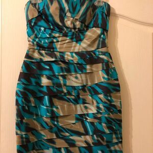 Bebe strapless bondage dress mob wife style HOCO formal Y2K style